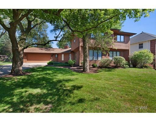 6127 Plymouth St., Downers Grove, IL 60516