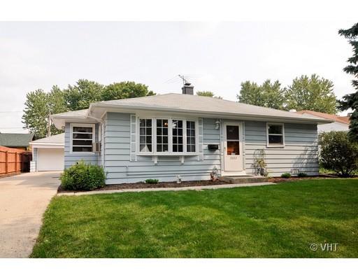 3002 Martin Ln., Rolling Meadows, IL 60008