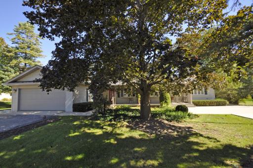 38177 De Woody Rd., Beach Park, IL 60087
