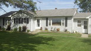 10819 E 4000n Rd., Momence, IL 60954
