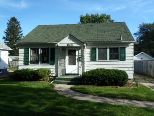 939 Spruce St., Aurora, IL 60506