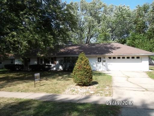 3910 Grove Ave., Mchenry, IL 60050