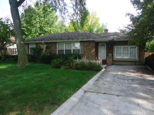 556 Riverview Dr., South Holland, IL 60473