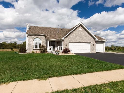 4594 Woodcliff Ln., Roscoe, IL 61073