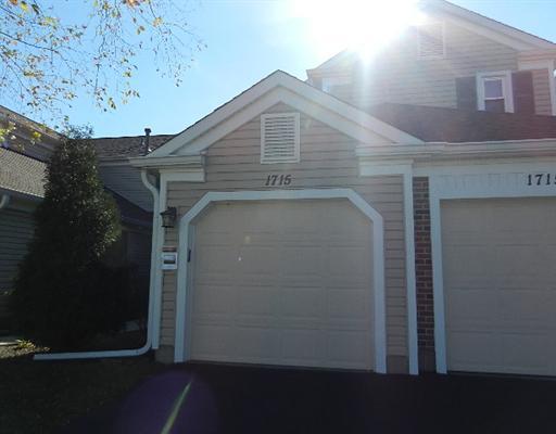 1715 Vermont Dr. #21-7, Elk Grove Village, IL 60007