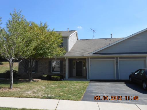 305 Buckingham Cir. #D, Elgin, IL 60120