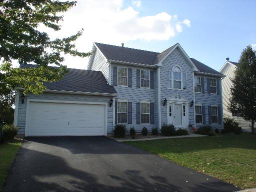 1011 Foxpointe Dr., Sycamore, IL 60178