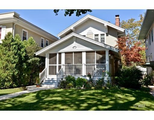 414 Isabella St., Wilmette, IL 60091