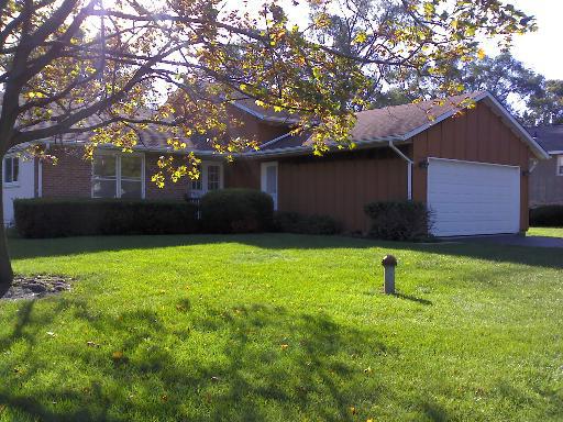2821 Stilling, Mchenry, IL 60050
