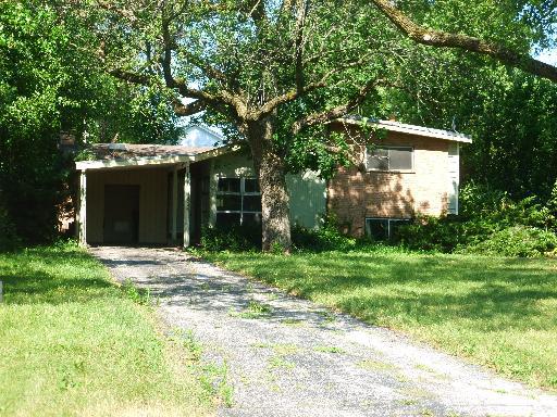 826 Midway Rd., Northbrook, IL 60062