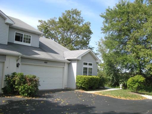 1661 Waterford Dr., North Aurora, IL 60542