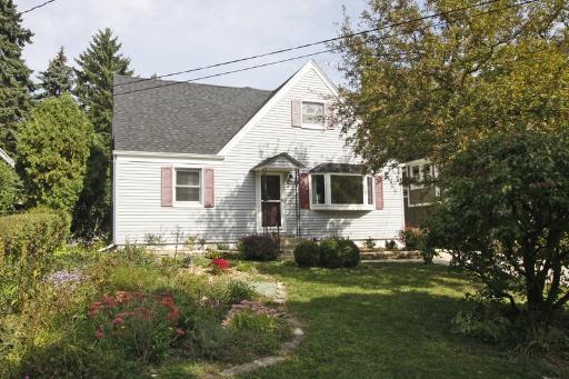 376 Turner Ave., Glen Ellyn, IL 60137