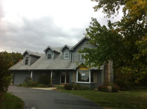 1510 Moraine Dr., Woodstock, IL 60098