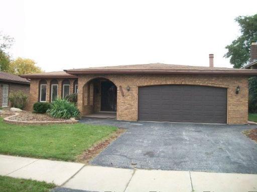 16531 Kenwood Ave., South Holland, IL 60473