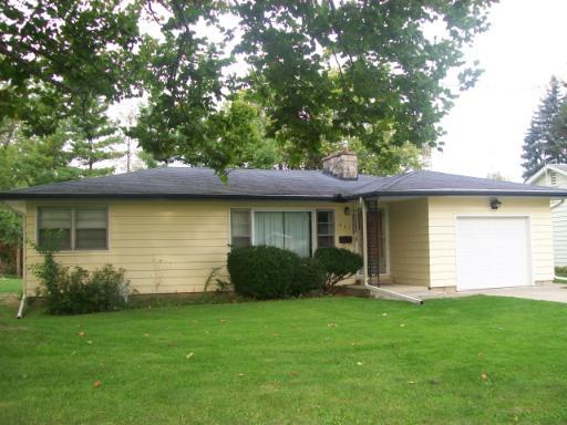 661 S Calumet Ave., Aurora, IL 60506