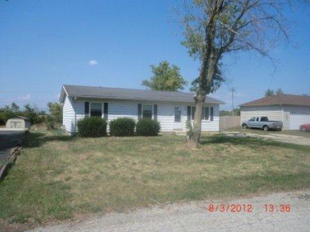 550 Woodlyn Dr., Aurora, IL 60505