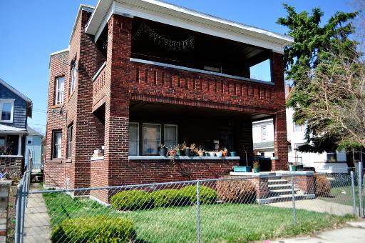 423 N Broadway St., Joliet, IL 60435