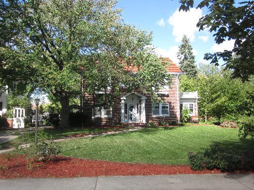 913 Garfield Ave., Rockford, IL 61103