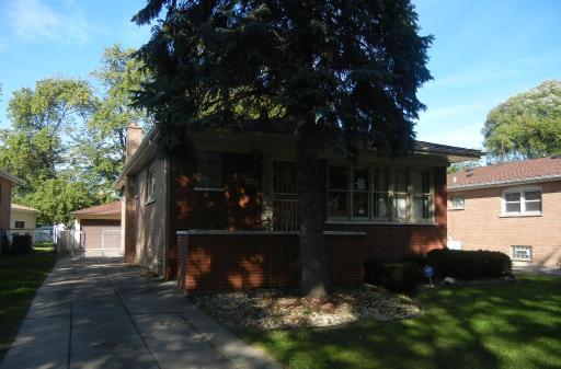 15724 University Ave., Dolton, IL 60419
