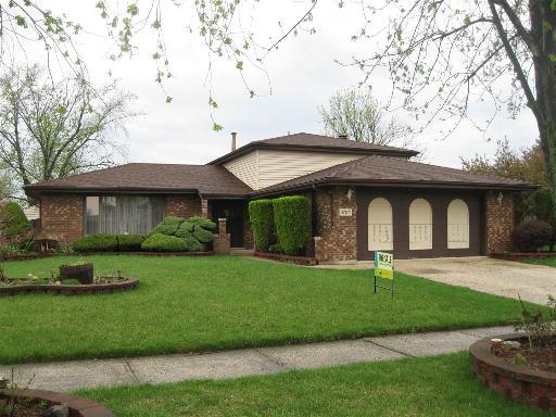 2704 Mariner Ct., Lynwood, IL 60411