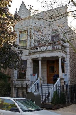707 W Melrose St., Chicago, IL 60657