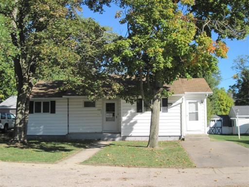 1204 W Violet St., Freeport, IL 61032