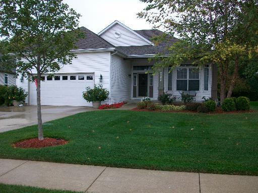 712 Sanctuary Ln., Joliet, IL 60435