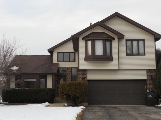 205 Cortez Ct., Naperville, IL 60563