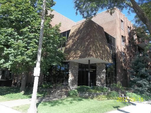 5200 Oakton St. #102, Skokie, IL 60077