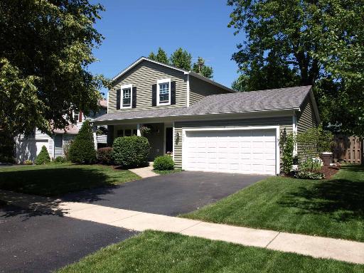 8023 Geneva St., Woodridge, IL 60517