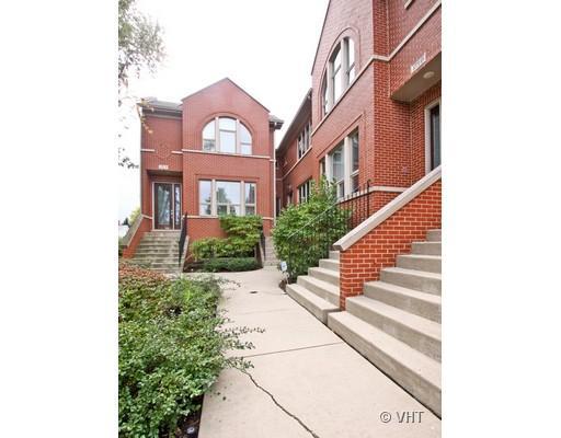 1771 Dewes St. #C, Glenview, IL 60025