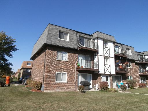 9461 Bay Colony Ct. #3S, Des Plaines, IL 60016