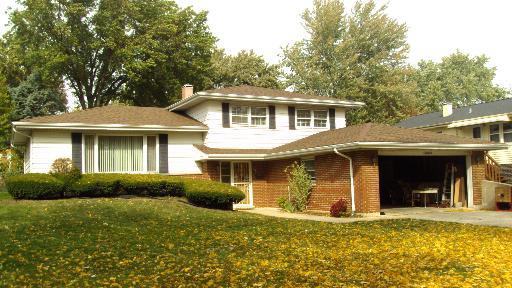 18W088 71st St., Darien, IL 60561