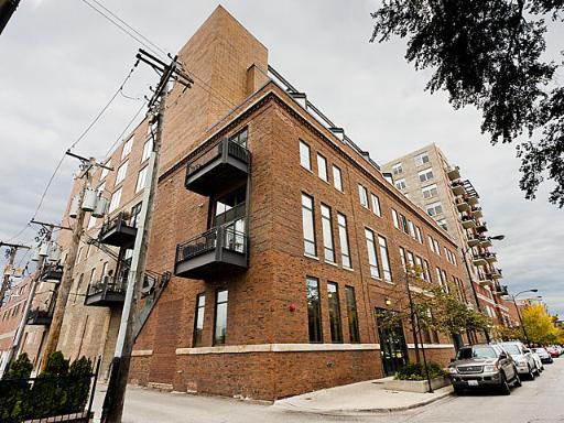 222 S Racine Ave. #502, Chicago, IL 60607