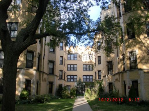 6442 N Leavitt St. #2W, Chicago, IL 60645