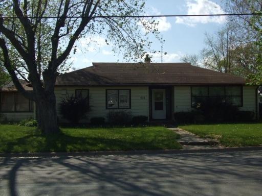520 N Beech St., Forrest, IL 61741