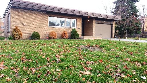 6423 N Christiana Ave., Lincolnwood, IL 60712