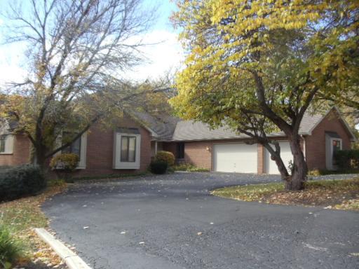 21987 W Kathy Ln., Hawthorn Woods, IL 60047