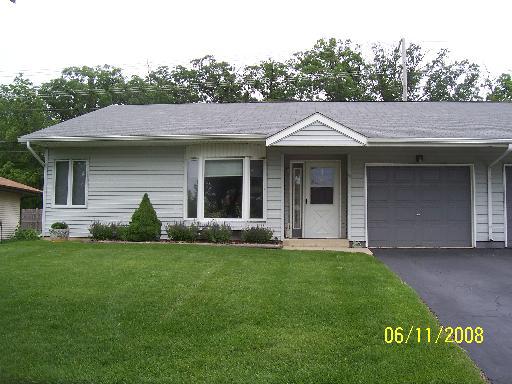 5 Helen Ct., Streamwood, IL 60107