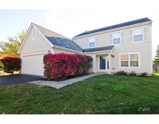 211 Litchfield Ct., Grayslake, IL 60030