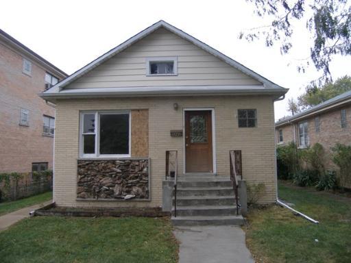 2242 N 75th Ct., Elmwood Park, IL 60707