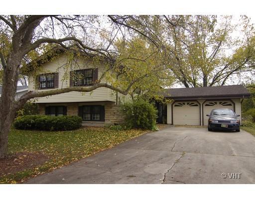 1425 Caldwell Ln., Hoffman Estates, IL 60169