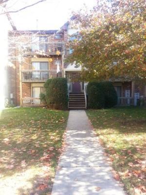 435 Berkshire St. #14, Crystal Lake, IL 60014