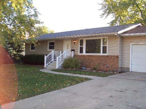 516 Don Marquis Dr., Walnut, IL 61376