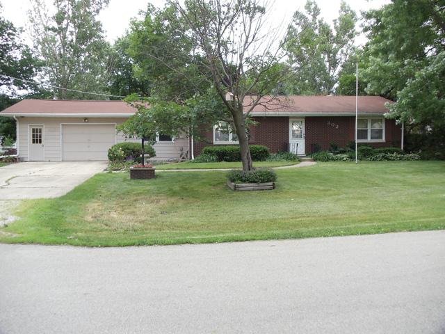 302 N Railroad St., Gardner, IL 60424