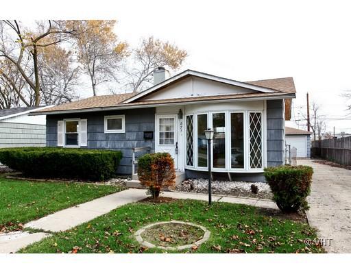 871 Taylor Ave., Aurora, IL 60506