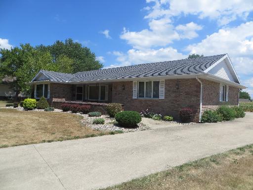 517 S Thomas St., Gilman, IL 60938