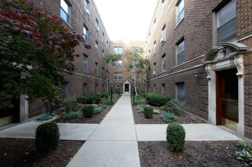 926 W Oakdale St. #2S, Chicago, IL 60657