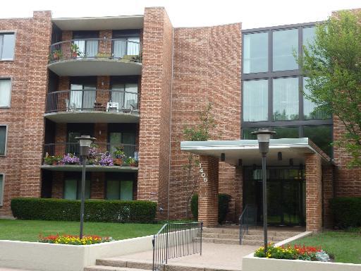 1405 E Central Rd. #413B, Arlington Heights, IL 60005