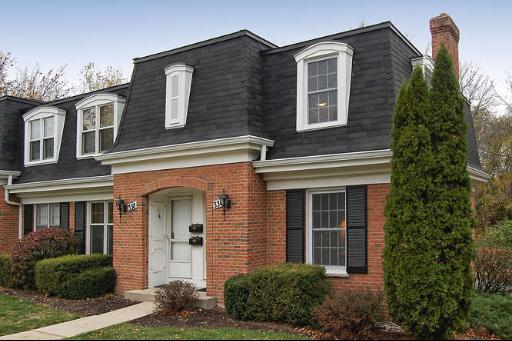 336 Eastern Ave., Barrington, IL 60010